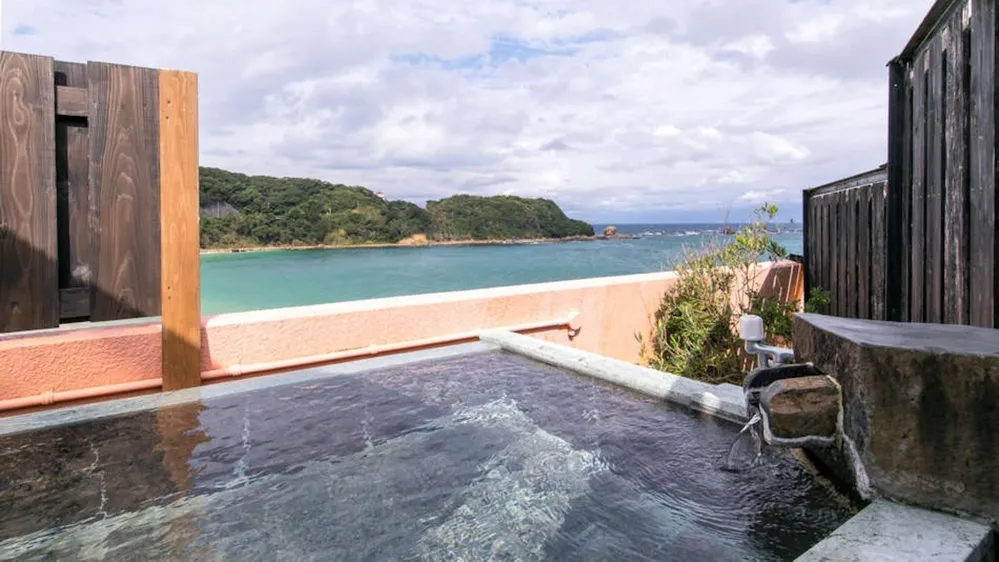 ムーン・リバージュ