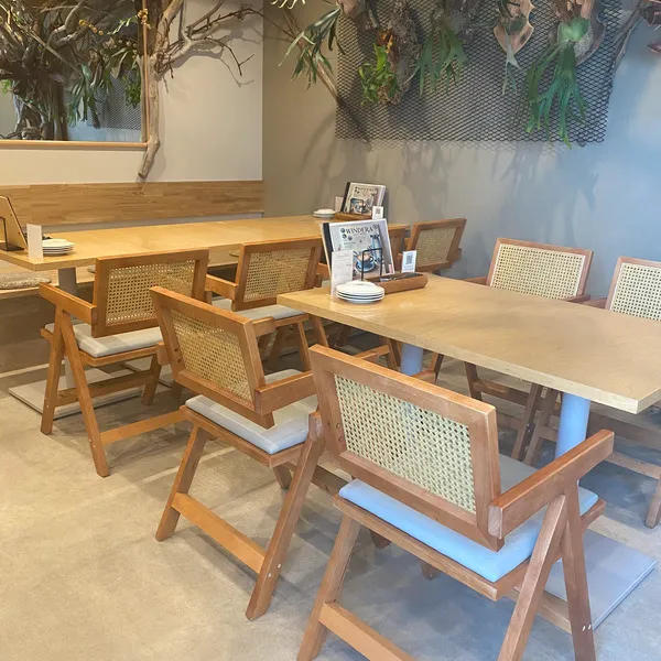 Windera Cafe 鵠沼海岸店 店内