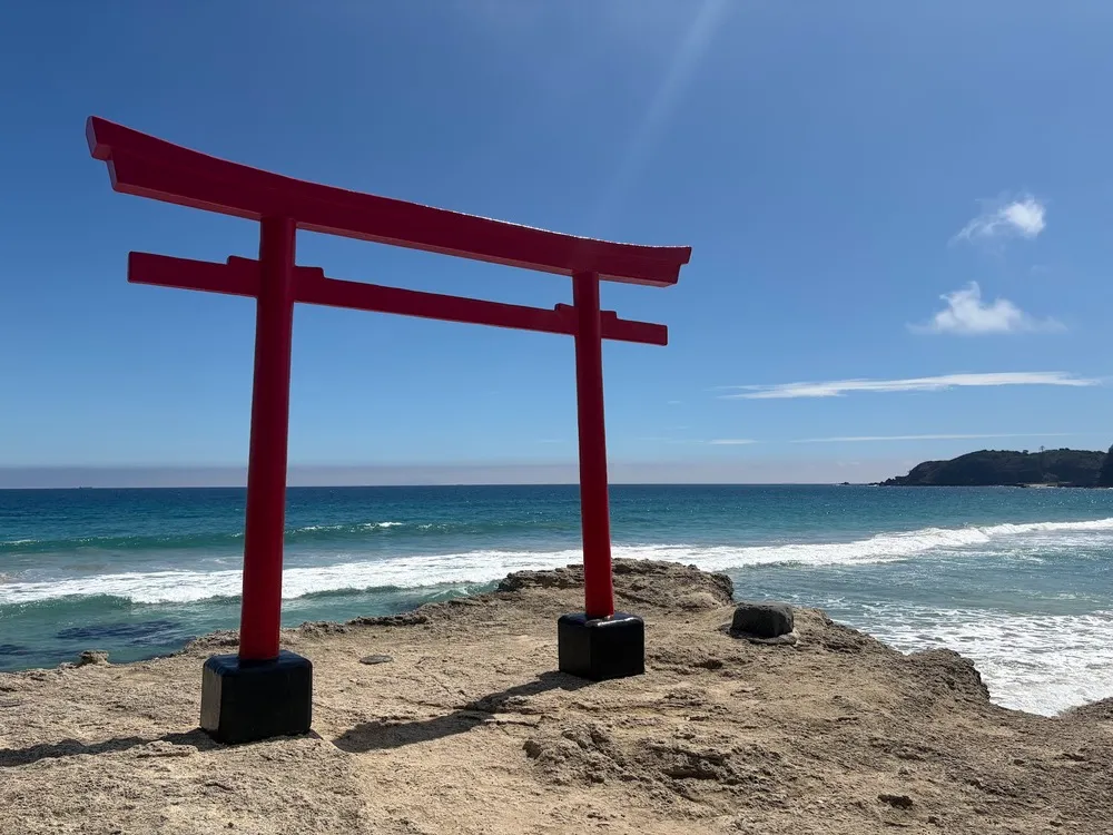 伊豆白濱神社 海岸鳥居